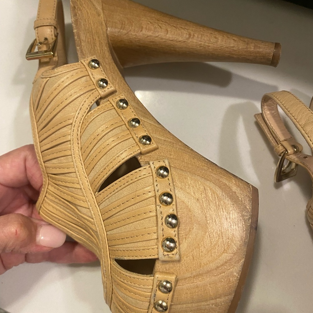 Christian Dior Womens shoes. Size 38 1/2 - Picture 4 of 9